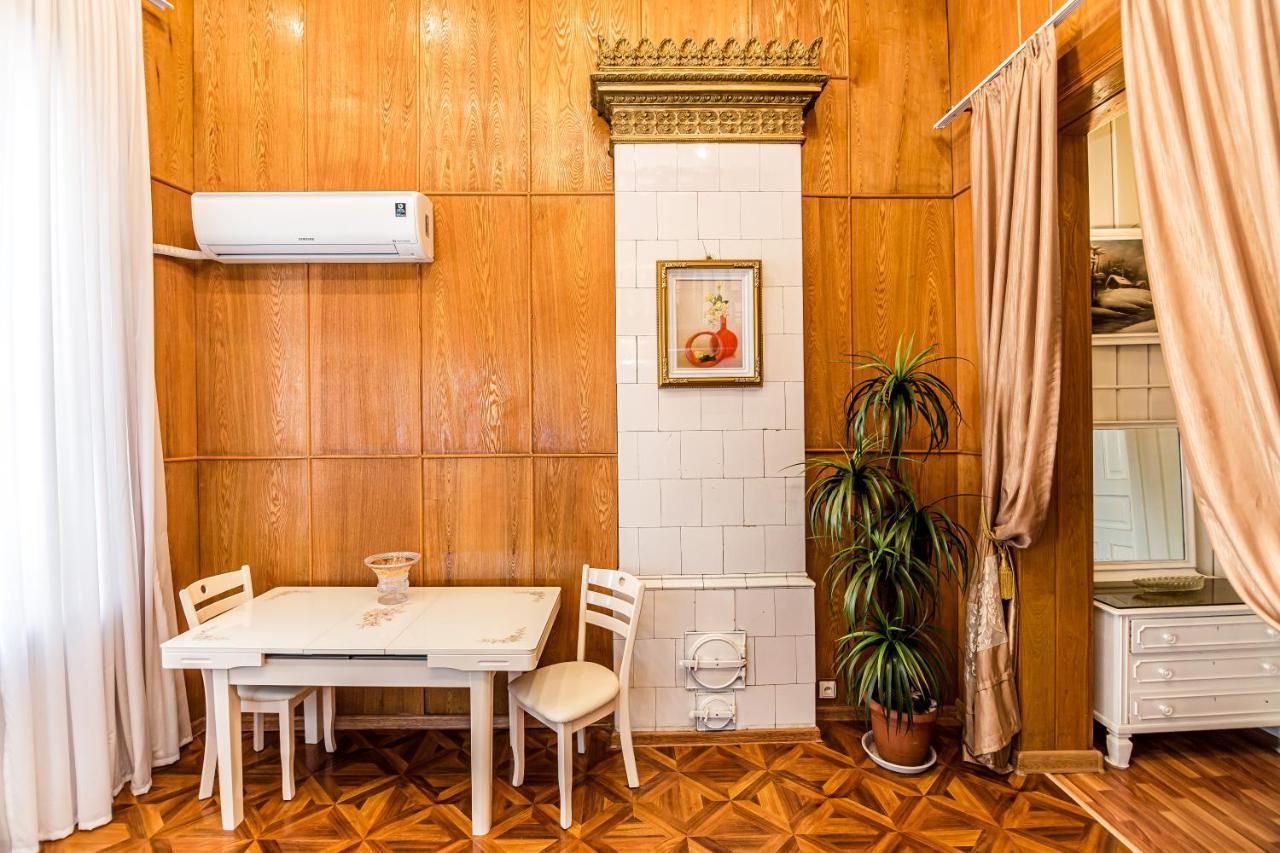 Rustaveli Central Aparthotel Tbilissi Extérieur photo