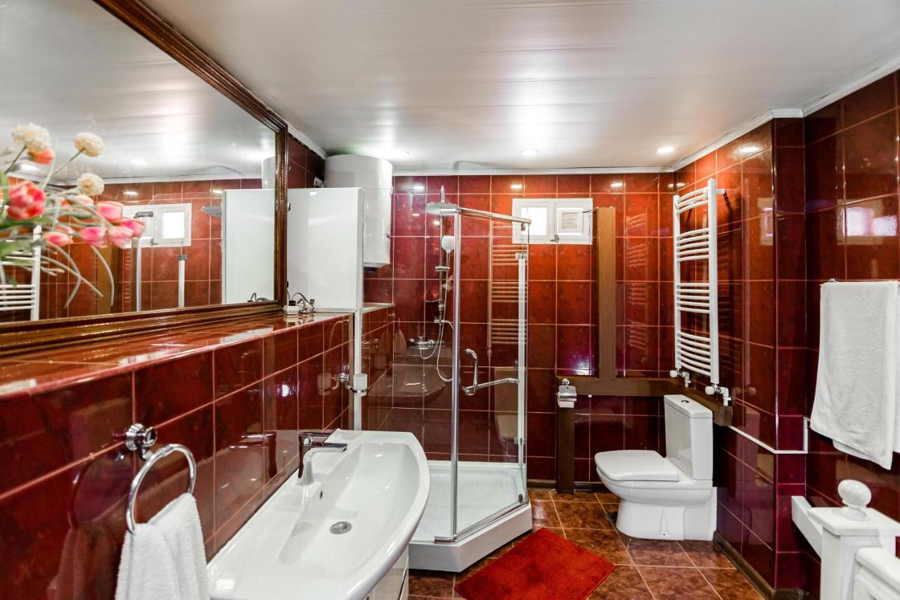 Rustaveli Central Aparthotel Tbilissi Extérieur photo