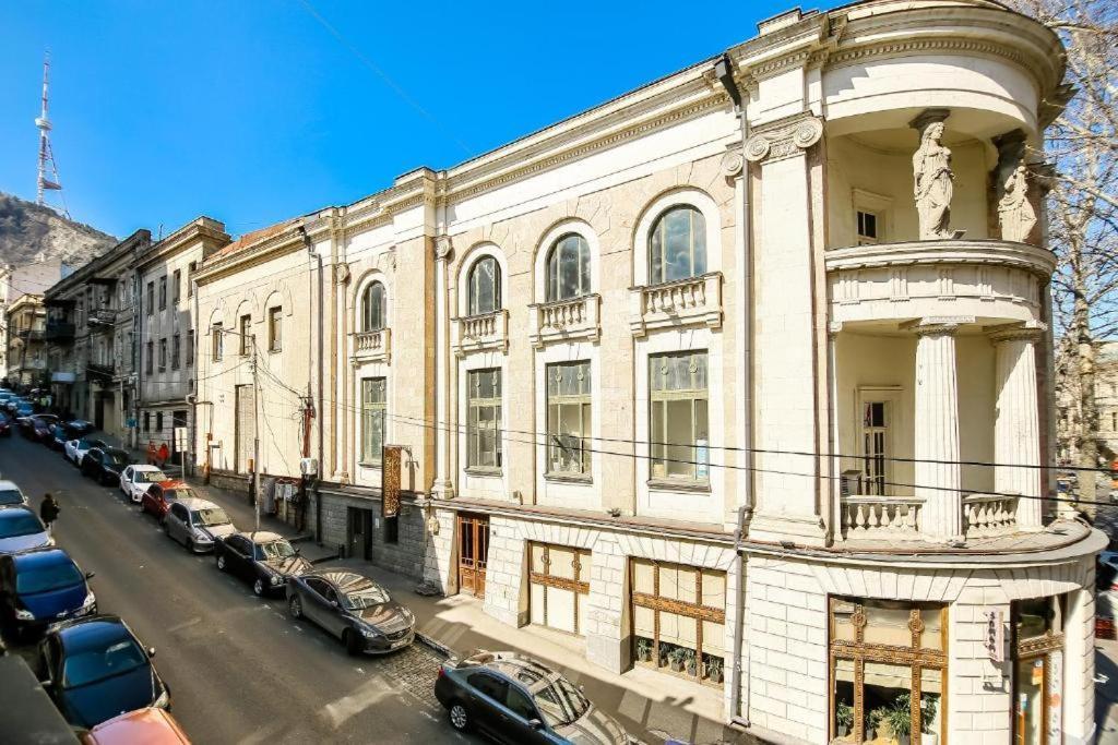 Rustaveli Central Aparthotel Tbilissi Extérieur photo