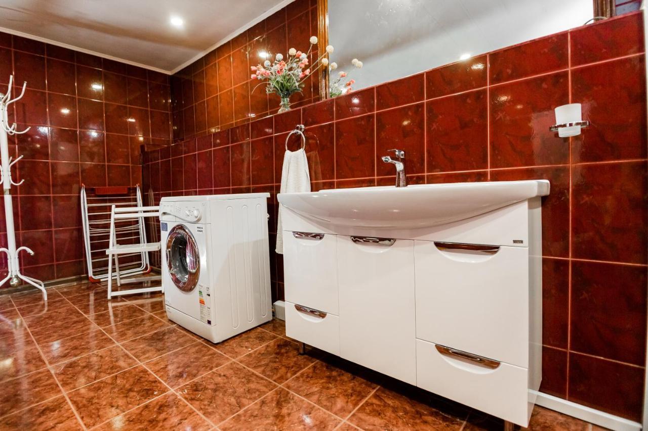 Rustaveli Central Aparthotel Tbilissi Extérieur photo